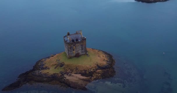 Luftaufnahme Von Castle Stalker Schottland — Stockvideo