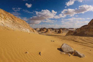 Beyaz Çöl Koruma Alanındaki Kum oluşumlarının panoramik görüntüsü, Farafra Vaha 'sındaki Ulusal Park, Mısır