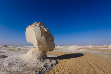 Beyaz Çöl Koruma Alanındaki Fantastik Sandy oluşumları Farafra Oasis, Mısır 'daki Ulusal Park' tır.