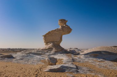 Beyaz Çöl Koruma Alanındaki Fantastik Sandy oluşumları Farafra Oasis, Mısır 'daki Ulusal Park' tır.
