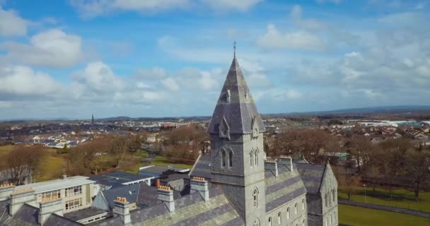 Piękna Architektura Ennis Irlandia Aerial — Wideo stockowe