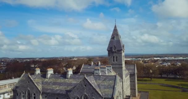 Hermosa Arquitectura Ennis Irlanda Aérea — Vídeo de stock