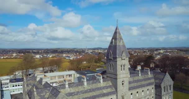 Όμορφη Αρχιτεκτονική Του Ennis Ιρλανδία Aerial — Αρχείο Βίντεο