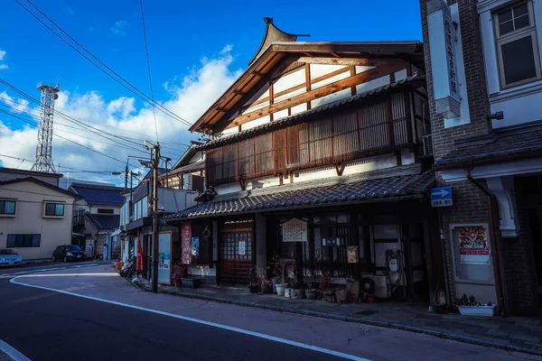 Japonya, Matsumoto - 08 Ocak 2020: Matsumoto Sokak ve Binaları Şehir Scape View