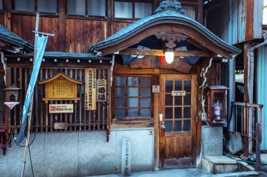 Yudanaka, Japonya - 08 Ocak 2020: Yudanaka Caddelerine Şehir Manzarası