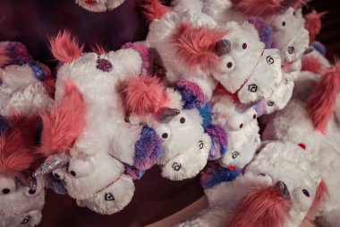Osaka, Japonya - 07 Ocak 2020: Universal Stüdyoları Park 'taki Soft Toy Hediyelik Eşya Dükkanı