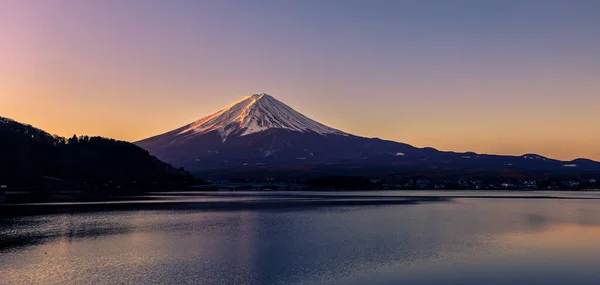 Vista Del Amanecer Monte Fuji Cielo Rosa Claro Violeta Japón —  Fotos de Stock