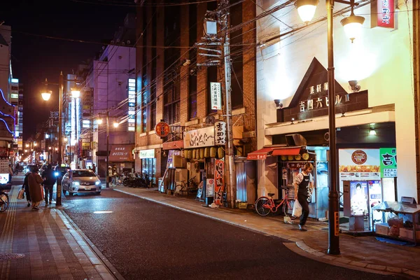 Himeji Japan Januari 2020 Människor Går Den Mörka Himeji Street — Stockfoto