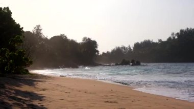 Seyşeller 'deki boş kumsal.