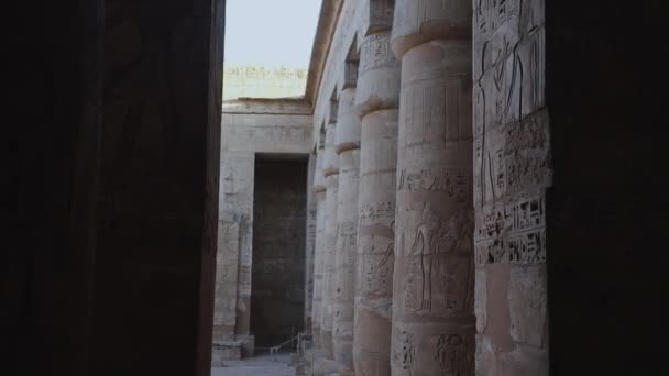 Sloupce Starověkém Chrámu Medinet Habu Luxoru Egypt — Stock video