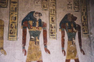 Mısır 'ın Lüksemburg kentindeki Krallar Vadisi' ndeki Firavun Mezarları 'nın içindeki Antik Mısır Çizimleri