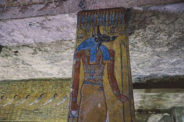 Mısır 'ın Lüksemburg kentindeki Krallar Vadisi' ndeki Firavun Mezarları 'nın içindeki Antik Mısır Çizimleri