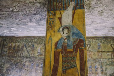 Mısır 'ın Lüksemburg kentindeki Krallar Vadisi' ndeki Firavun Mezarları 'nın içindeki Antik Mısır Çizimleri