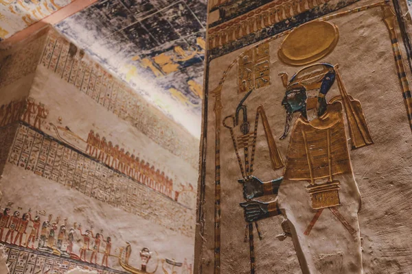 Forntida Egyptiska Teckningar Inne Faraos Gravar Konungarnas Dal Luxor Egypten — Stockfoto