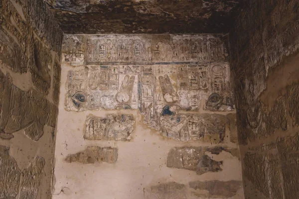 Zicht Een Oud Egyptisch Hieroglyphic Tekening Muur Van Het Karnak — Stockfoto