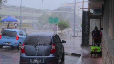 Seyşeller 'in başkentinde yağışlı bir mevsim, Victoria.