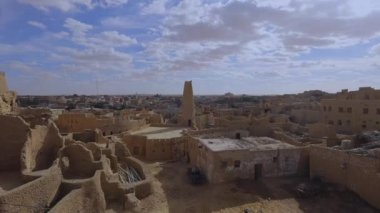 Mısır 'ın Siwa Oasis kentindeki antik şehir Shali' nin Panoraması