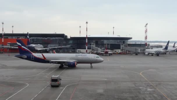 Aviões Aeroflot Aeroporto Sheremetyevo — Vídeo de Stock