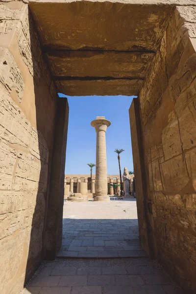 Luxor Egypten November 2020 Forntida Massiva Kolumner Karnak Temple Complex — Stockfoto