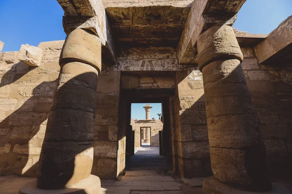 Luxor Egypten November 2020 Forntida Massiva Kolumner Karnak Temple Complex — Stockfoto