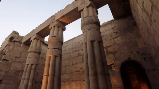 Kolommen Luxor Tempel Tijdens Zonsondergang Egypte — Stockvideo