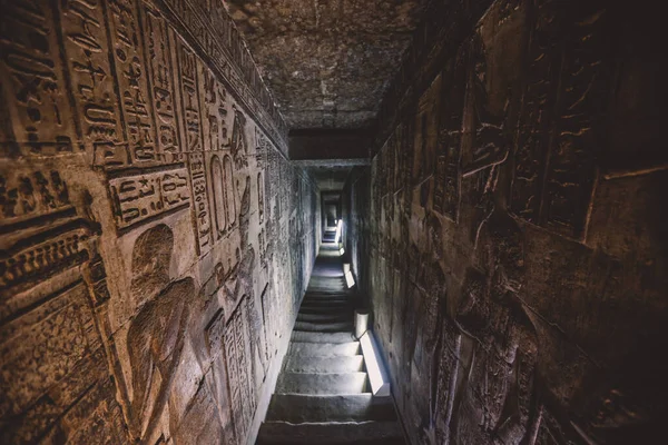 Veduta Antico Disegno Egizio Sulle Mura Del Complesso Del Tempio — Foto Stock