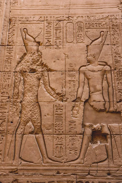 Εικόνα Ενός Αρχαίου Αιγυπτιακού Σχεδίου Στους Τοίχους Του Ναού Του — Φωτογραφία Αρχείου