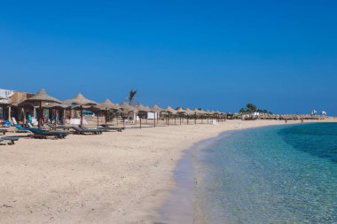 Marsa Alam, Mısır 'daki Kızıl Deniz Sahili' nin rahatlatıcı ve kumlu kıyıları