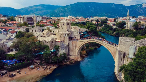 Vista Aérea Para Ponte Velha Coração Cidade Velha Mostar Bósnia — Fotografia de Stock