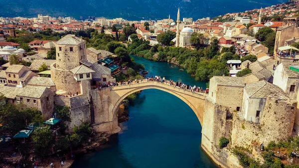 Vista Aérea Para Ponte Velha Coração Cidade Velha Mostar Bósnia — Fotografia de Stock