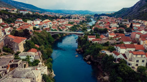Vista Aérea Para Ponte Velha Coração Cidade Velha Mostar Bósnia — Fotografia de Stock