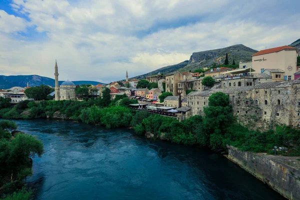 Panoramic View Spring Green Cityscape Mostar Bosnia Herzegovina — Fotografia de Stock