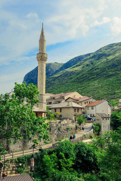 Panoramic View Spring Green Cityscape Mostar Bosnia Herzegovina — Fotografia de Stock