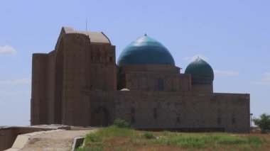 Khoja Ahmed Yasawi 'nin Türkistan, Kazakistan' daki anıtı