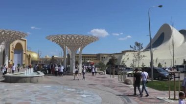 Modern Türkistan Merkezi, Kazakistan