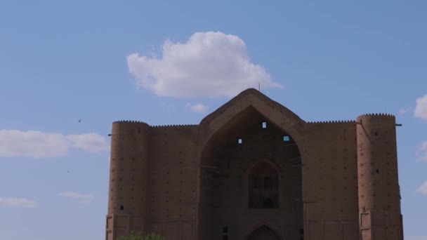 Mausoleum Khoja Ahmed Yasawi Turkestan Kazakstan — Stockvideo