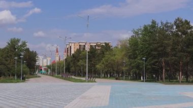 Kazakistan, Karaganda Sokaklarında Olağan Hayat