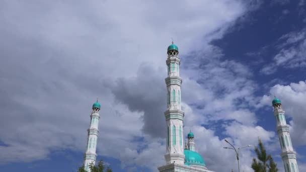 Grande Mesquita Central Karaganda Cazaquistão — Vídeo de Stock