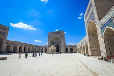 Özbekistan, Buhara 'daki Ortaçağ Mimari Topluluğu Poi Kalyan' a bakın