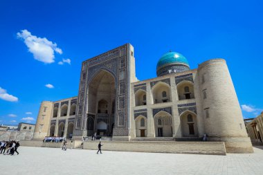 Özbekistan, Buhara 'daki Ortaçağ Mimari Topluluğu Poi Kalyan' a bakın