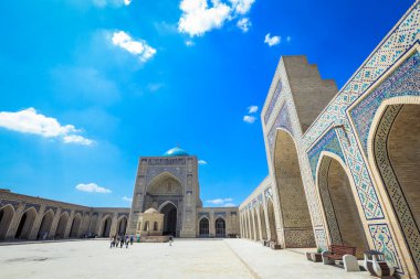 Özbekistan, Buhara 'daki Ortaçağ Mimari Topluluğu Poi Kalyan' a bakın