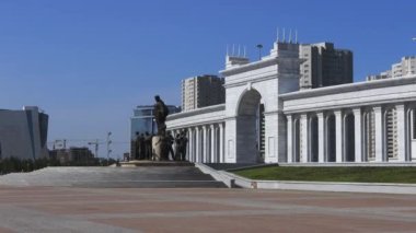 Kazak Halk Anıtı Nursultan 'ın merkezinde, Kazakistan