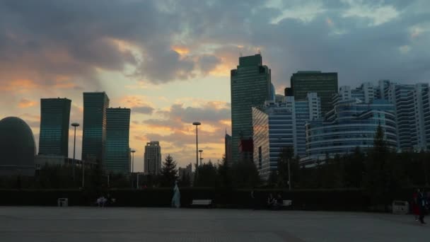 Закат Панорама Центре Нурсултана Казахстан — стоковое видео