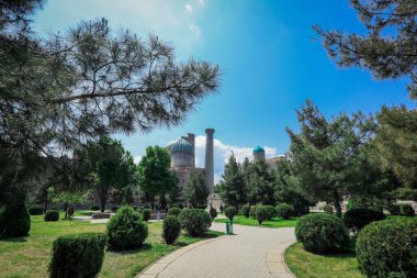 Semerkant, Özbekistan 'da, Güneş ışığı altında, Registan Meydanı' na Panoramik Görünüm