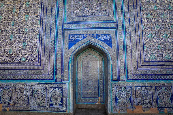 ウズベキスタン キヴァ2022年5月12日 古代ウズベキスタン建築における伝統的な東洋デザインの詳細 — ストック写真