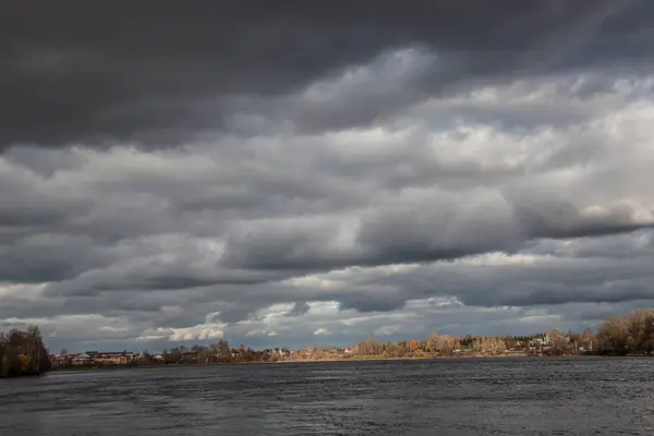 Panorama Het Water Van Dichtbij Uitzicht Vanaf Kust — Stockfoto