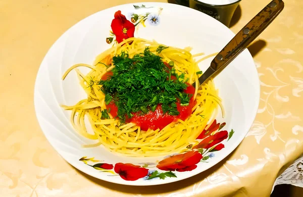 Spaghetti Tomato Sauce Close Plate — стоковое фото