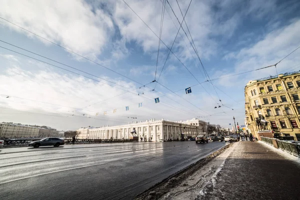 Stará Budova Blízkosti Silnice Petrohradě — Stock fotografie
