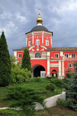 Kizichesky Vvedensky Manastırı. Kapı kilisesi 1690 'lardan kalma. Kazan şehri, Tataristan Cumhuriyeti, Rusya Federasyonu.