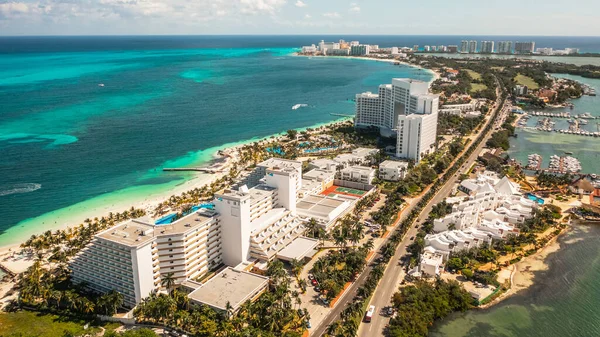 Zona de Resort en Cancún —  Fotos de Stock